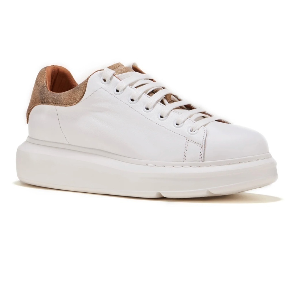 Australia Luxe Leen White/Antique Gold Sneakers with Shearling Lining Sz 9 - NWT - Picture 3 of 5